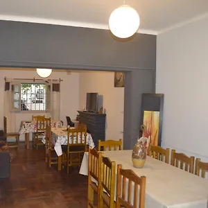 Pensión Tikka, Mendoza